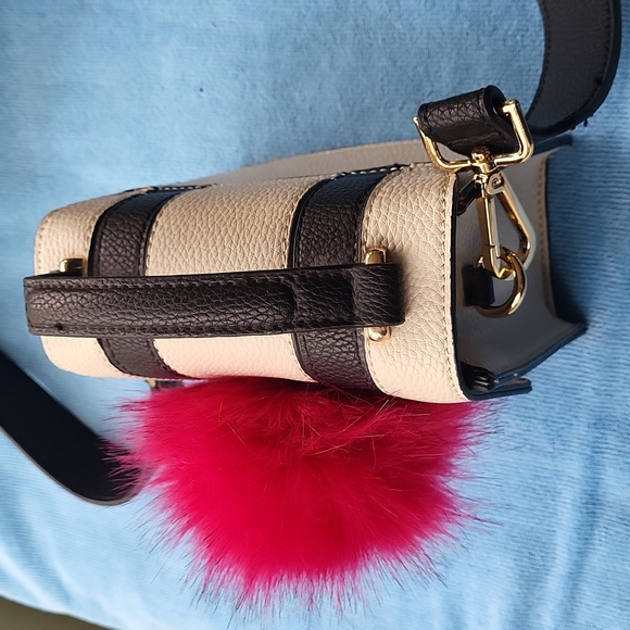 Jules Kae Vegan Leather Bag - Picture 3 of 7